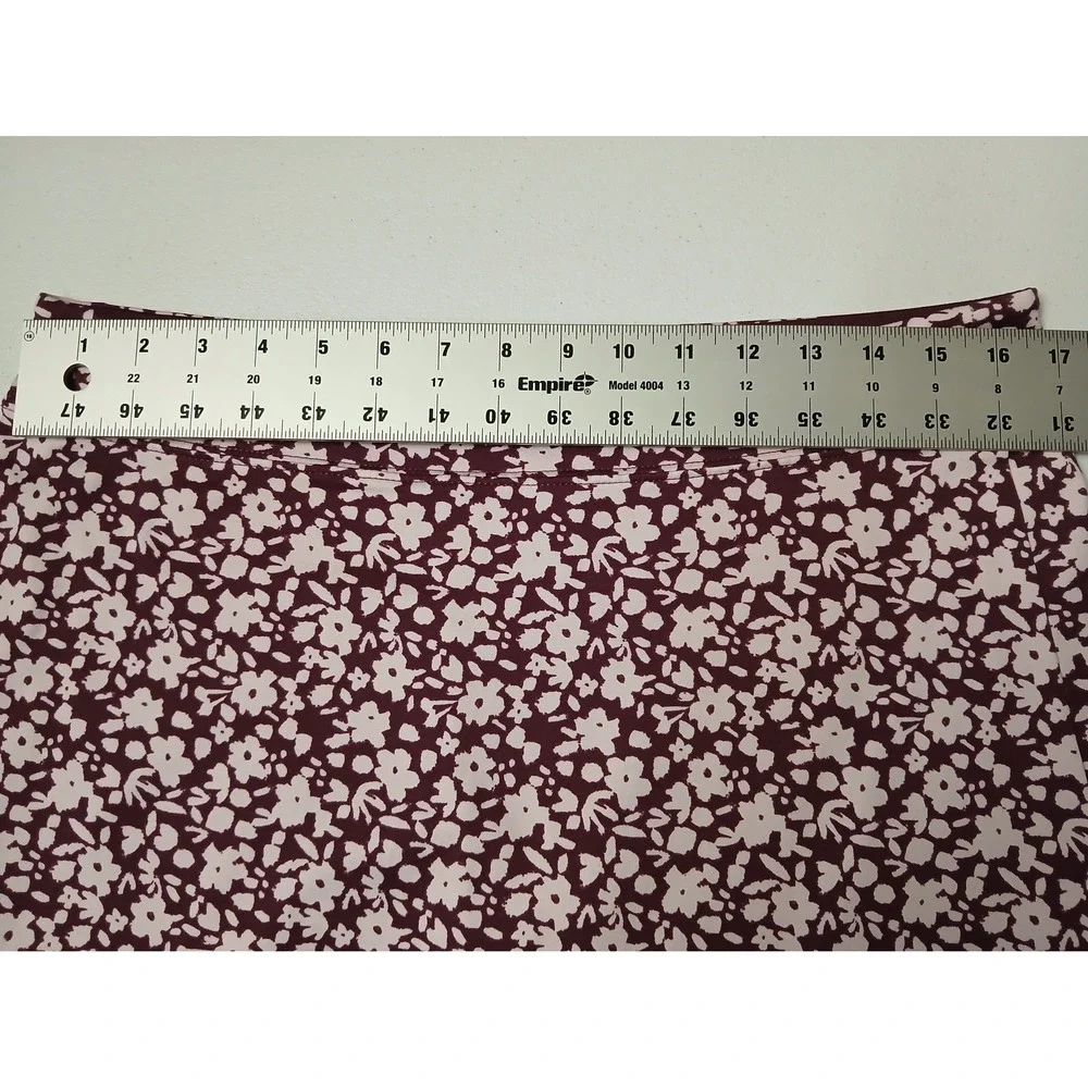 Tranquility by Colorado Clothing Burgundy Floral Active Skort Large Womens